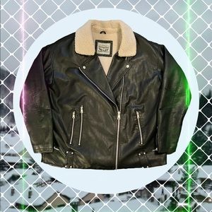 Levi's Faux Leather Motorcycle Jacket Black, Sherpa Lined, Women’s XL
